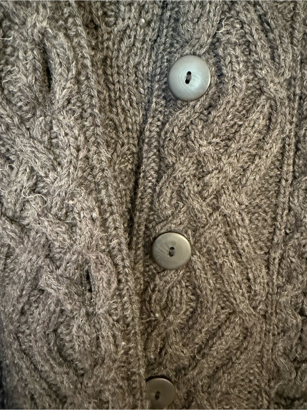 Aran Mór Wool Cable-Knit Button Cardigan - Gray - Picture 4 of 4
